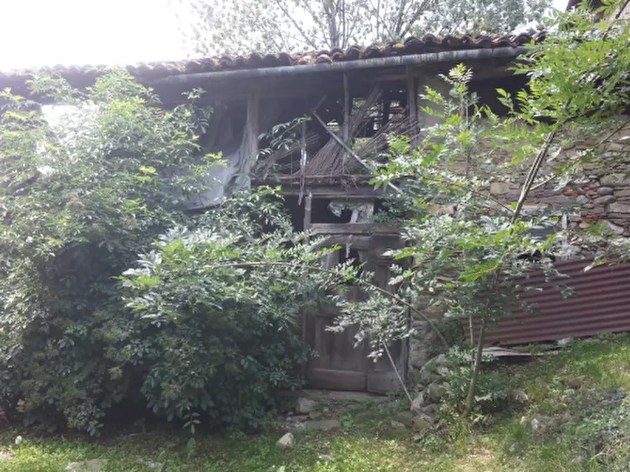Immagine 9 di Casa indipendente in vendita  in Dozio  a Valgreghentino