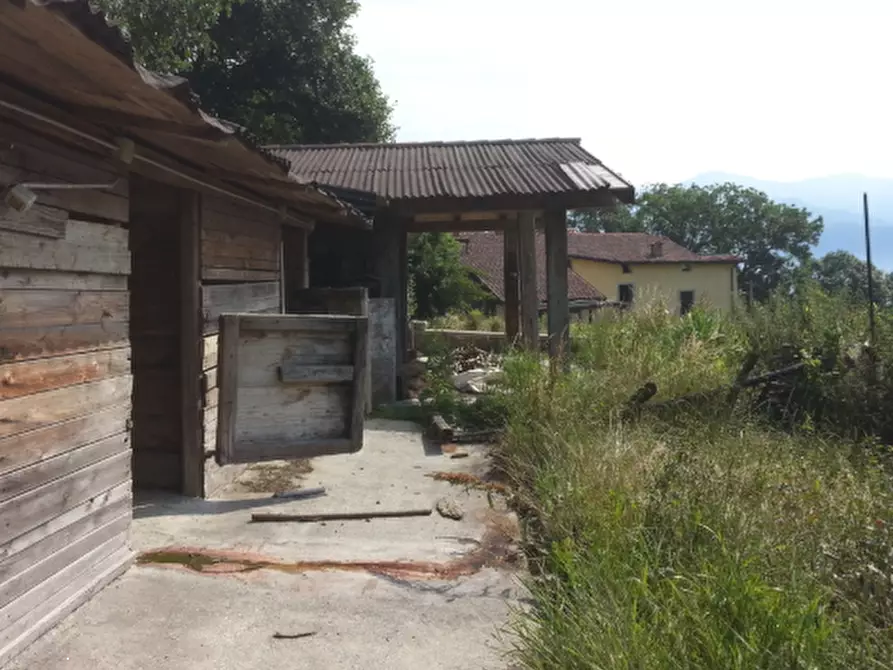 Immagine 11 di Casa indipendente in vendita  in Dozio  a Valgreghentino