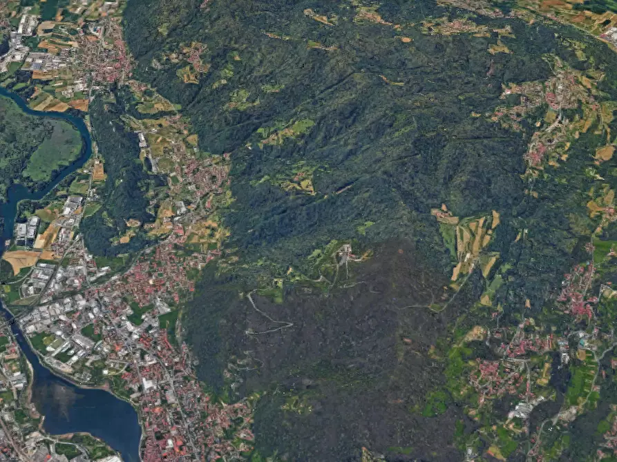 Immagine 19 di Casa indipendente in vendita  in Dozio  a Valgreghentino