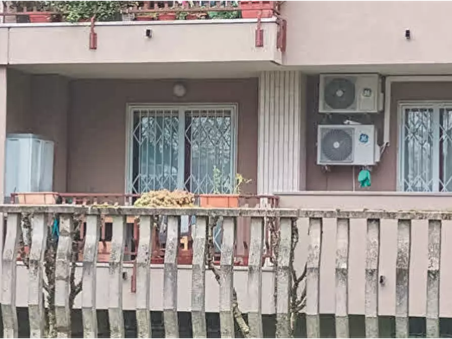 Immagine 2 di Appartamento in vendita  in Viale Liberazione a Corsico