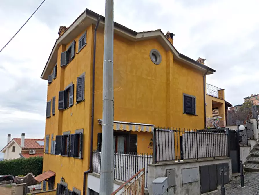 Immagine 7 di Appartamento in vendita  in Via Borgo Valle Vergine a Rocca Di Papa