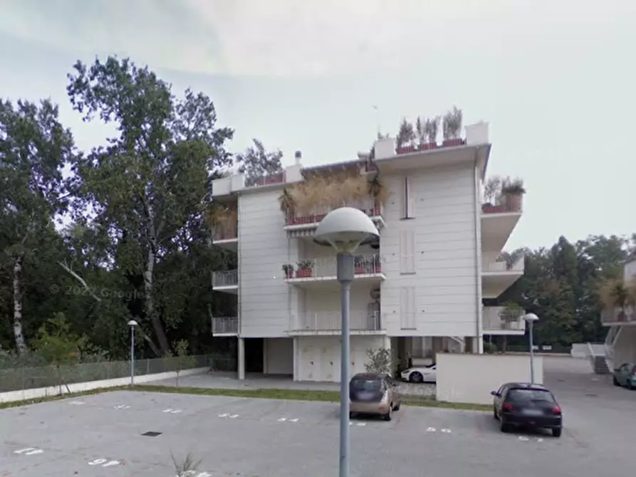 Immagine 9 di Appartamento in vendita  in Via Marina a Ravenna