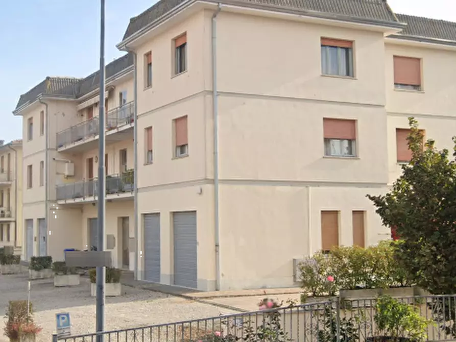 Immagine 5 di Appartamento in vendita  in Via 1º maggio a Terre Del Reno