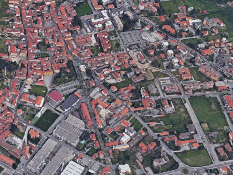 Immagine 22 di Negozio in vendita  in Via Camillo Benso Conte di Cavour  a Oggiono