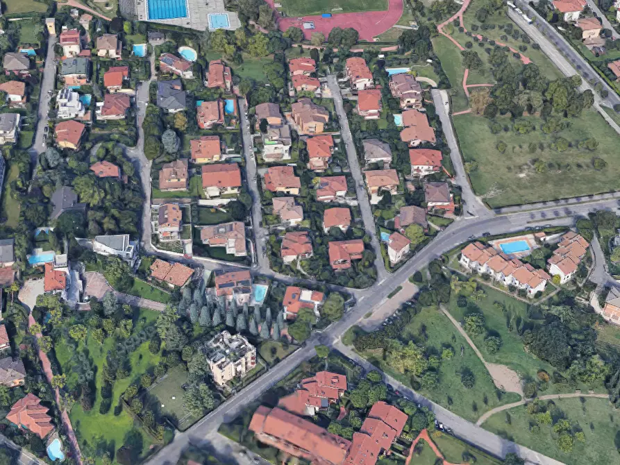 Immagine 7 di Villa in vendita  in Via Giacomo Puccini a Desenzano Del Garda