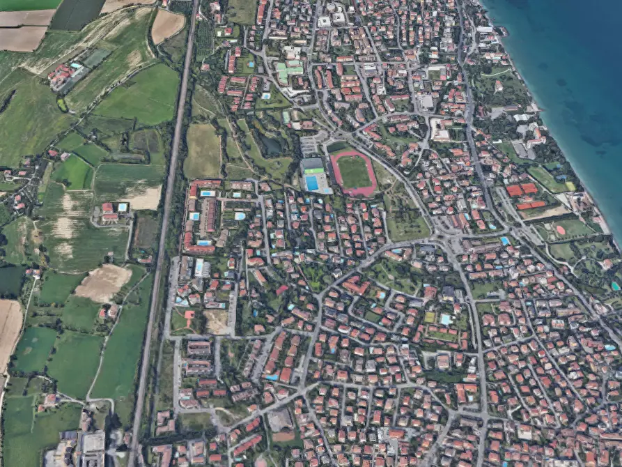 Immagine 10 di Villa in vendita  in Via Giacomo Puccini a Desenzano Del Garda