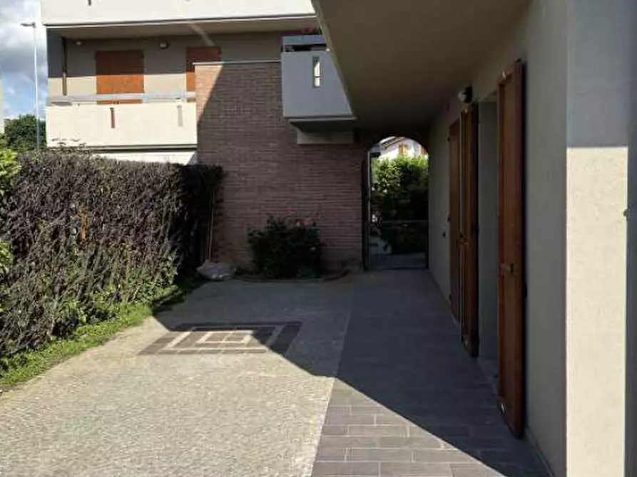 Immagine 1 di Appartamento in vendita  in Via Adda a Brusaporto