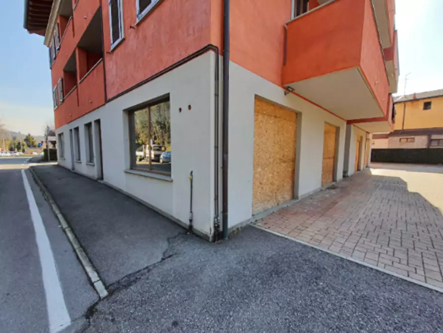 Immagine 2 di Ufficio in vendita  in Via Sant'Anna a Ponte San Pietro