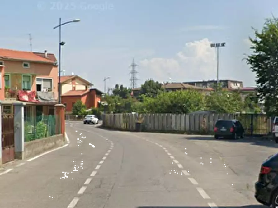 Immagine 5 di Appartamento in vendita  in Via Stadio a Romano Di Lombardia