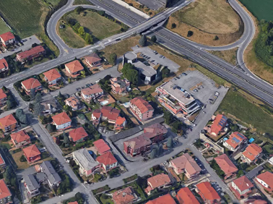 Immagine 18 di Stabile in vendita  in Via Anemone a Dalmine