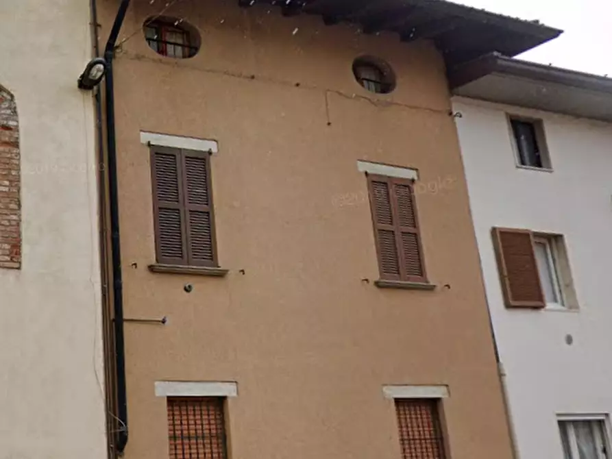 Immagine 3 di Appartamento in vendita  in Piazza S Vincenzo a Madone