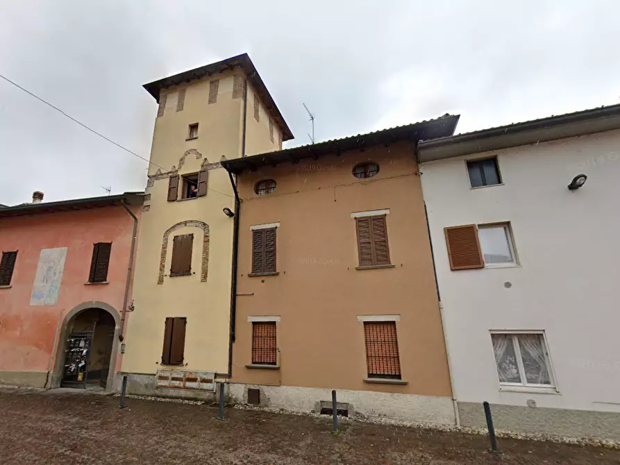 Immagine 4 di Appartamento in vendita  in Piazza S Vincenzo a Madone