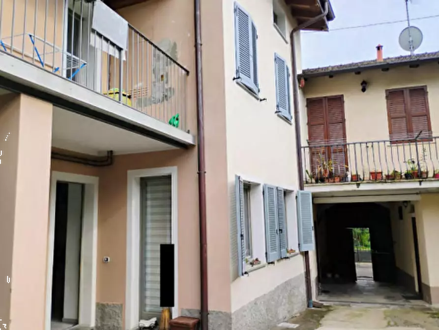 Immagine 4 di Appartamento in vendita  in Vicolo Piatti a Viggiù