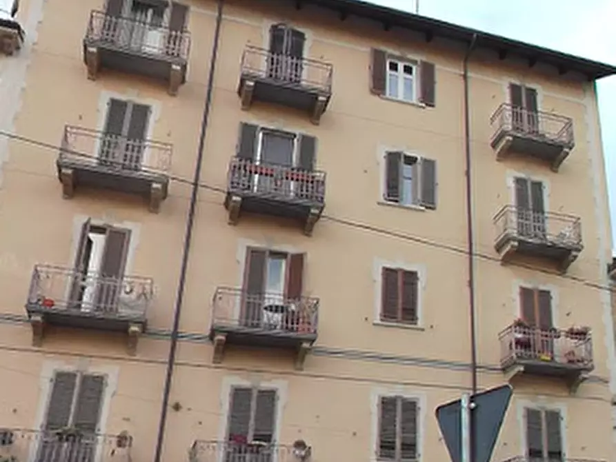 Immagine 5 di Appartamento in vendita  in Via Venarìa a Torino