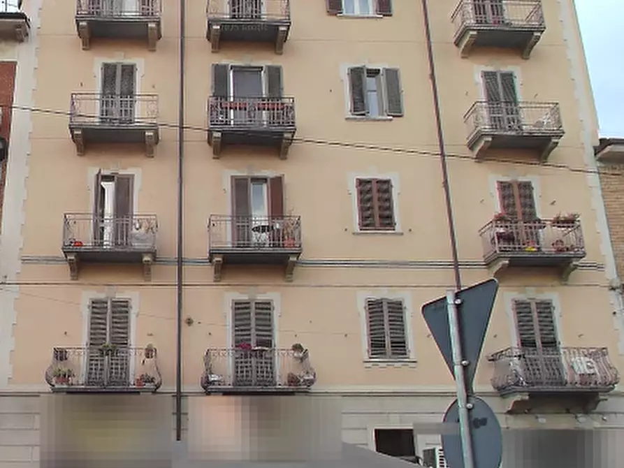 Immagine 9 di Appartamento in vendita  in Via Venarìa a Torino