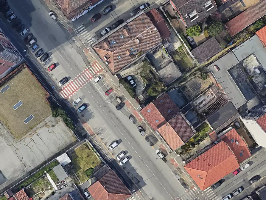 Immagine 9 di Appartamento in vendita  in Via Alfonso Badini Confalonieri a Torino