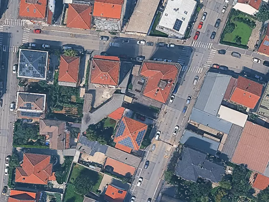 Immagine 7 di Garage in vendita  in Via Monte Cengio a Torino