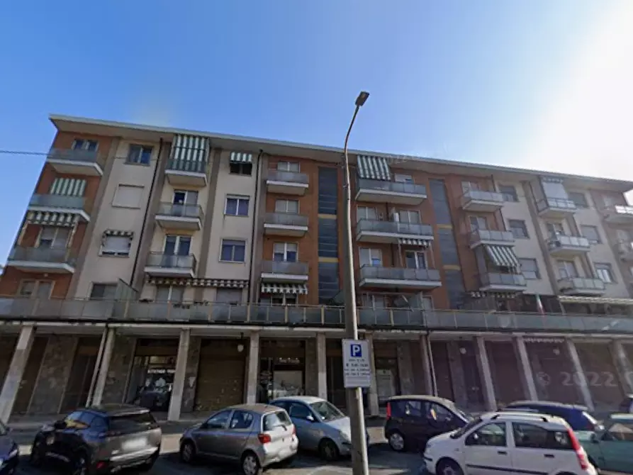 Immagine 4 di Appartamento in vendita  in Via Montello a Venaria Reale