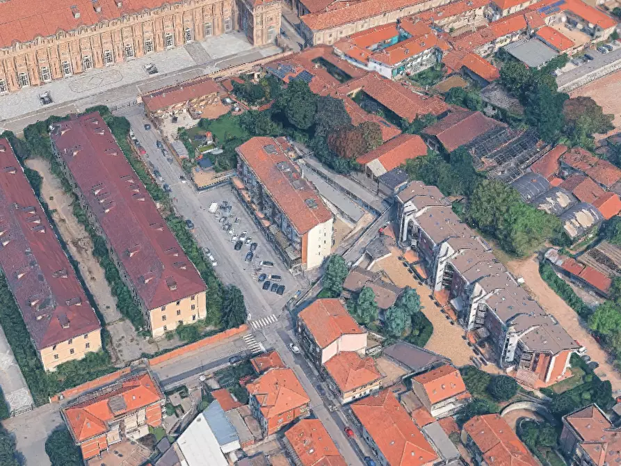 Immagine 10 di Appartamento in vendita  in Via Montello a Venaria Reale