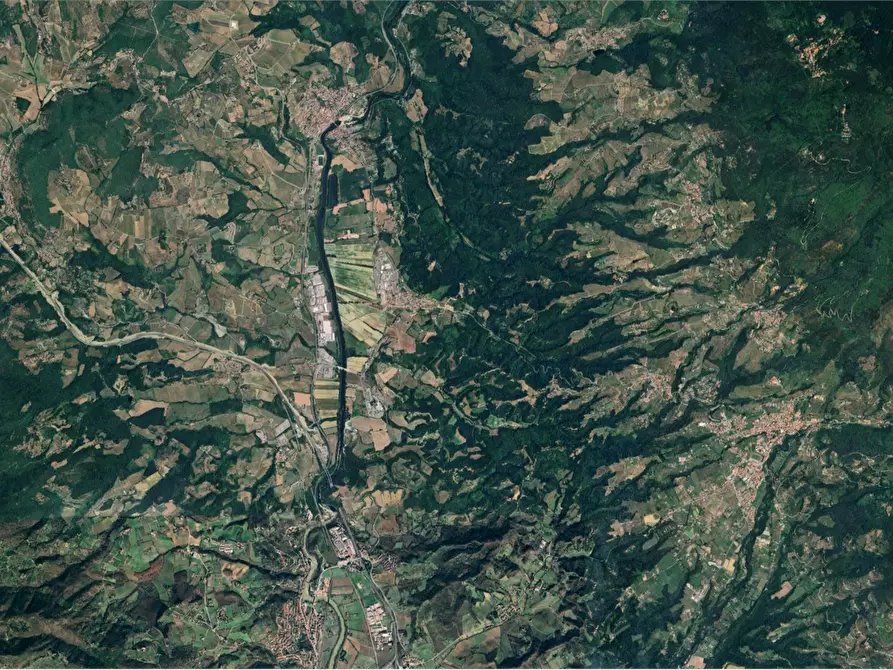 Immagine 20 di Villa in vendita  in Via Ciro Menotti a Reggello