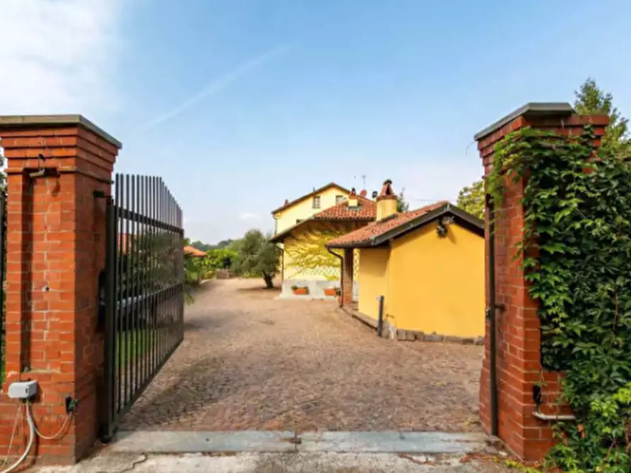 Immagine 3 di Casa indipendente in vendita  in Strada Mongreno a Torino