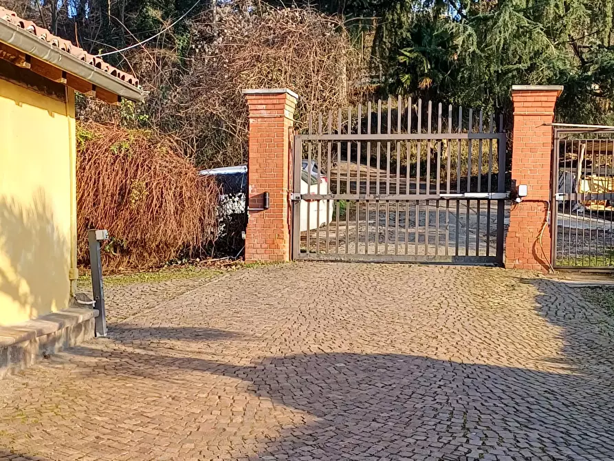 Immagine 9 di Casa indipendente in vendita  in Strada Mongreno a Torino