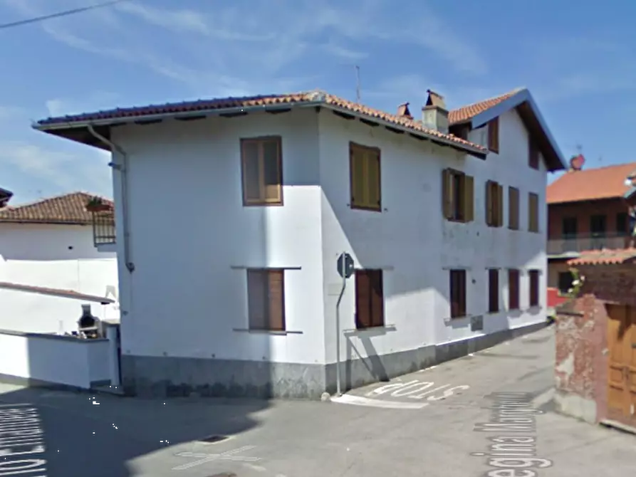 Immagine 8 di Appartamento in vendita  in Via Vittorio Emanuele II a Foglizzo