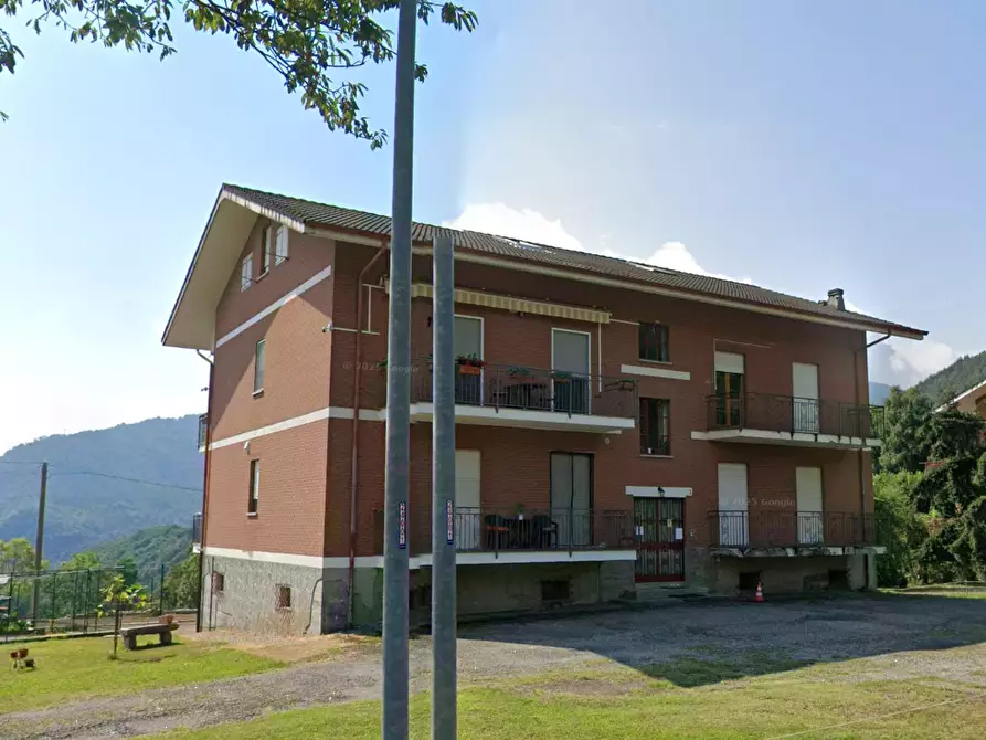 Immagine 10 di Appartamento in vendita  in Via Regione Momello a Lanzo Torinese