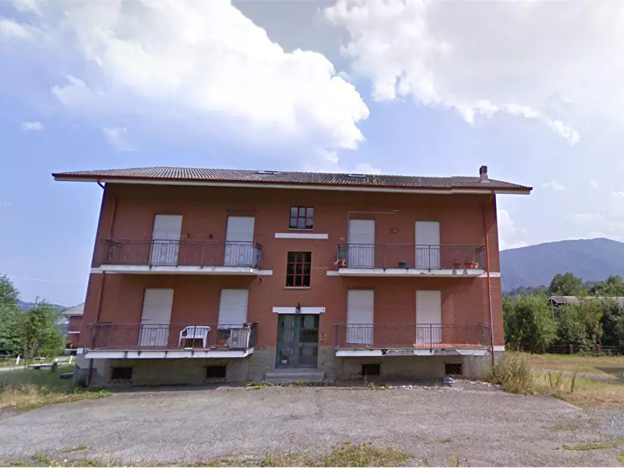 Immagine 16 di Appartamento in vendita  in Via Regione Momello a Lanzo Torinese