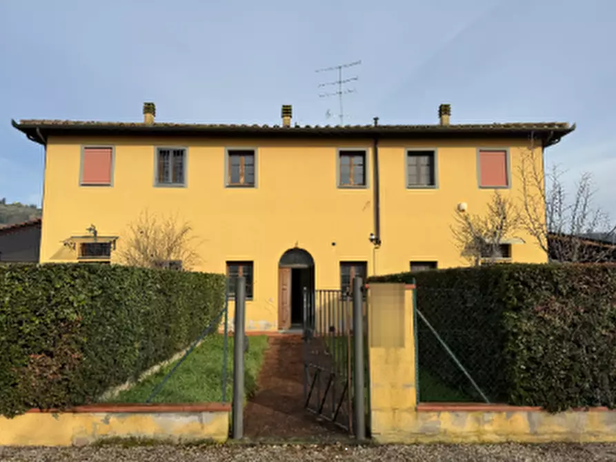 Immagine 1 di Porzione di casa in vendita  in Via Lucardese a Castelfiorentino