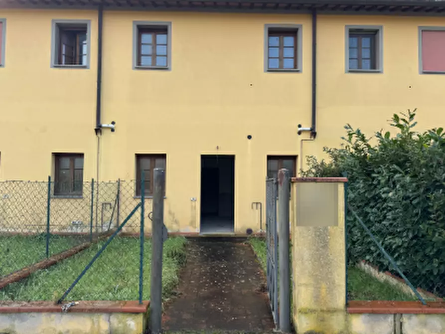 Immagine 1 di Porzione di casa in vendita  in Via Lucardese a Castelfiorentino
