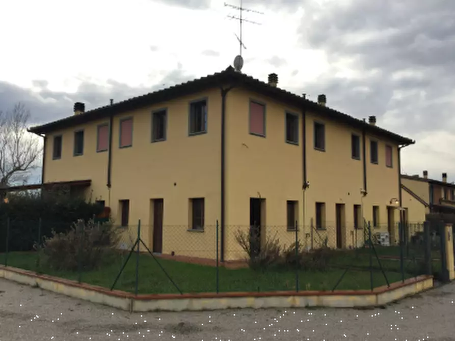 Immagine 1 di Porzione di casa in vendita  in Via Lucardese a Castelfiorentino