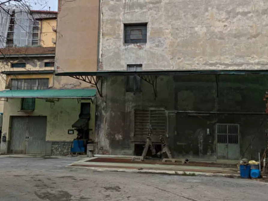 Immagine 1 di Capannone industriale in vendita  in Via XX Settembre a Vaiano