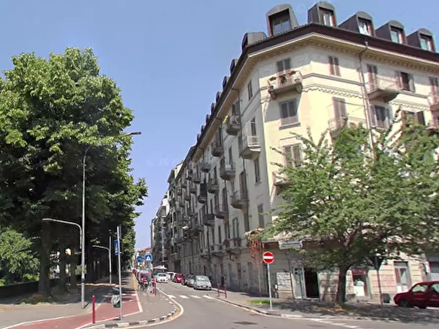 Immagine 13 di Appartamento in vendita  in Corso Vercelli  a Torino