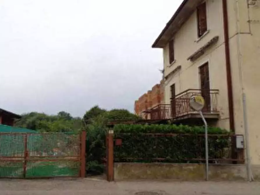 Immagine 1 di Terreno edificabile in vendita  in Via Barucchi a Verona