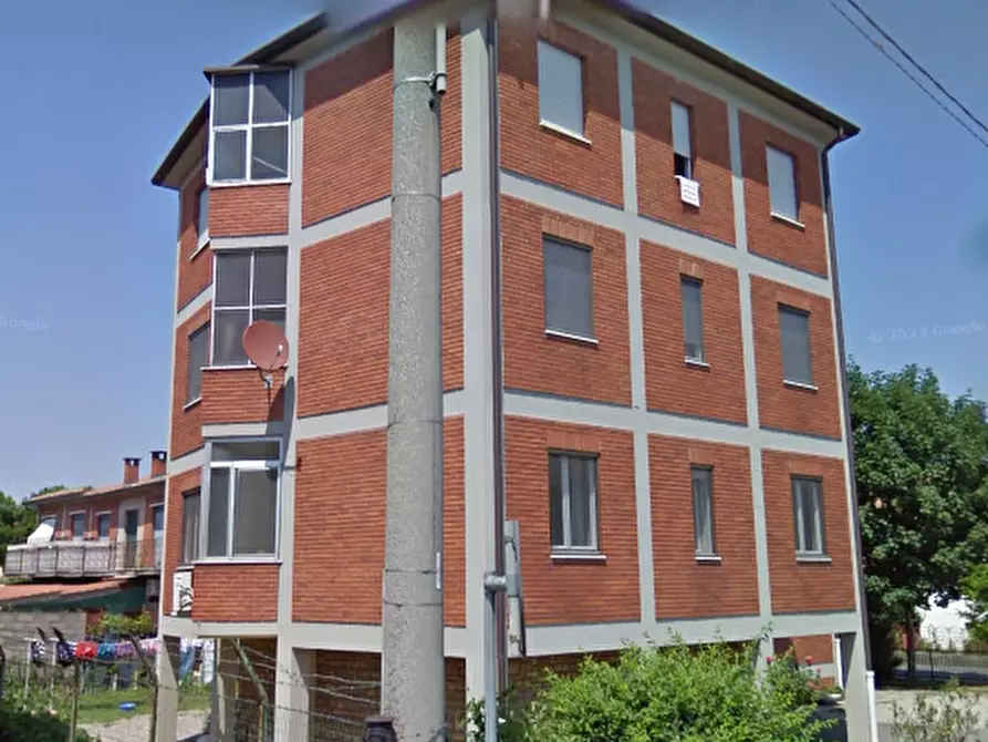 Immagine 1 di Appartamento in vendita  in Via Schieppati Franco a Calcio