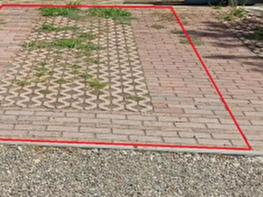 Immagine 1 di Posto auto in vendita  in Via Antonio Gramsci a Sala Bolognese