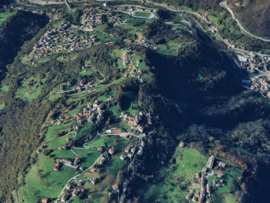 Immagine 11 di Appartamento in vendita  in via Torre a Zogno