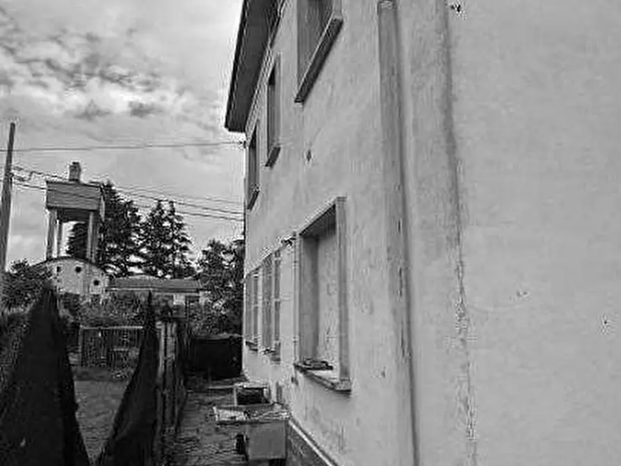 Immagine 6 di Villa in vendita  in Via Giovanni Pascoli a Cavaria Con Premezzo