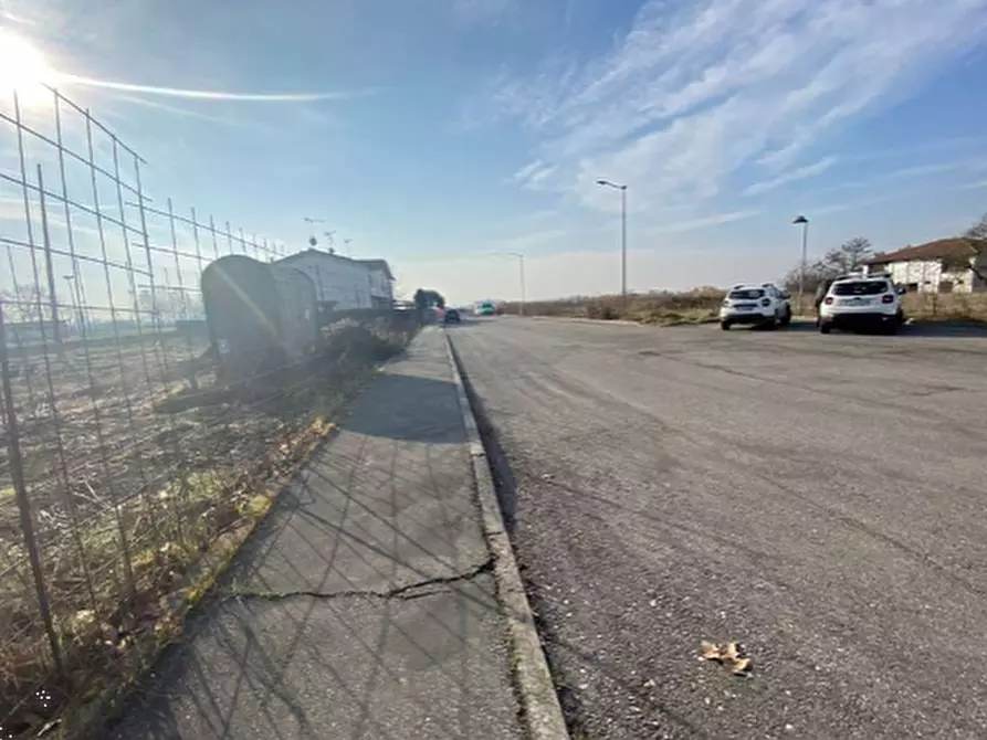 Immagine 10 di Terreno edificabile in vendita  in via Fiume Vecchio a Molinella