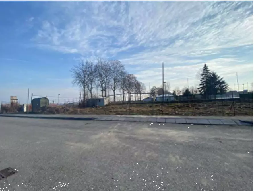 Immagine 12 di Terreno edificabile in vendita  in via Fiume Vecchio a Molinella