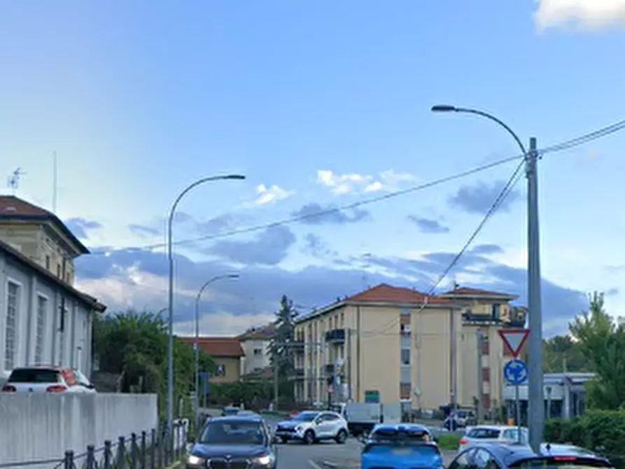 Immagine 4 di Villa in vendita  in Via Mazzini a Albizzate