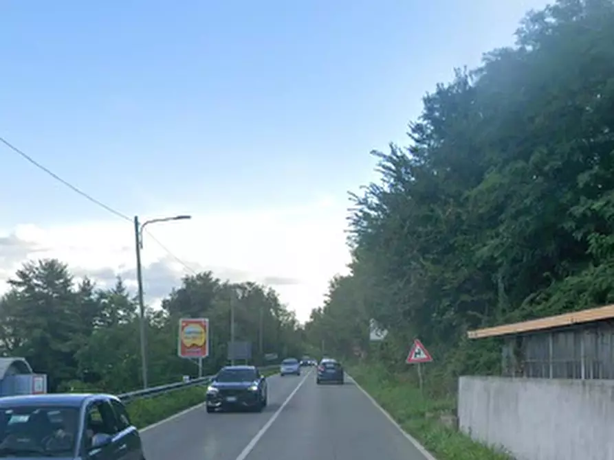 Immagine 5 di Villa in vendita  in Via Mazzini a Albizzate