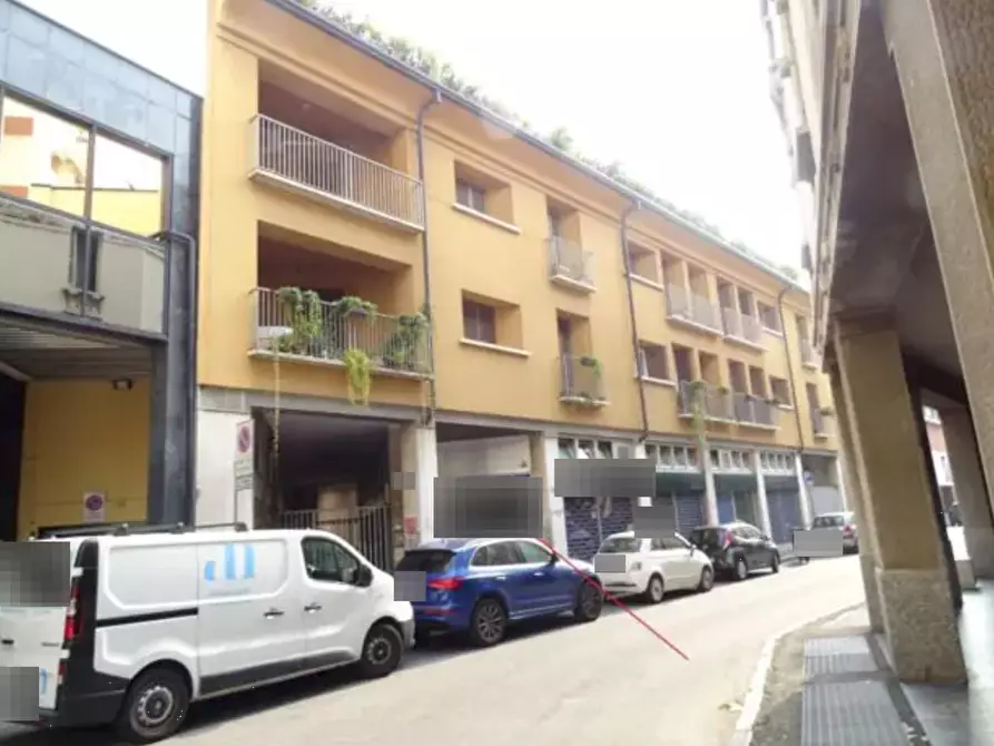 Immagine 3 di Negozio in vendita  in Via Carlo Cattaneo a Busto Arsizio