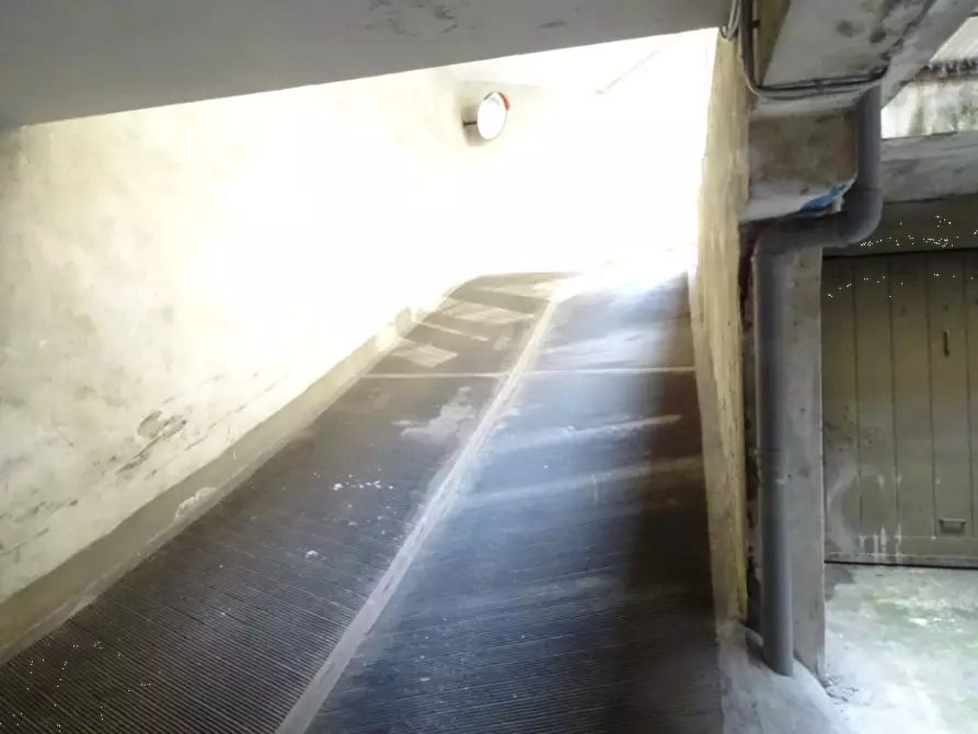 Immagine 7 di Negozio in vendita  in Via Carlo Cattaneo a Busto Arsizio