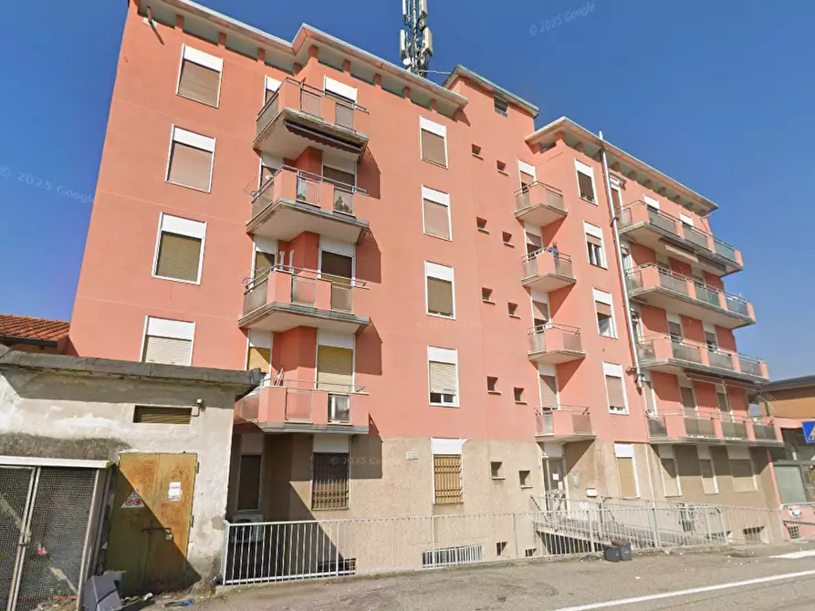 Immagine 10 di Appartamento in vendita  in Via Crocetta a Cavaria Con Premezzo