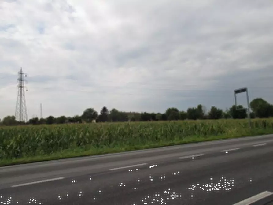 Immagine 5 di Terreno agricolo in vendita  in Via Milano a Treviglio