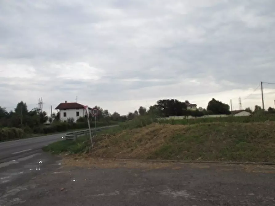 Immagine 10 di Terreno agricolo in vendita  in Via Milano a Treviglio