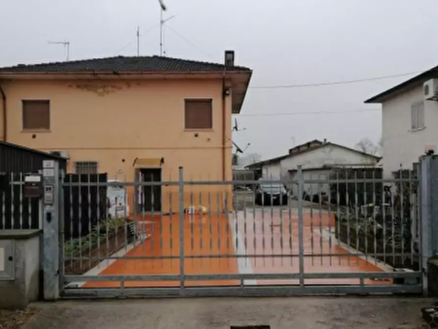 Immagine 2 di Appartamento in vendita  in Via per Volongo a Gambara