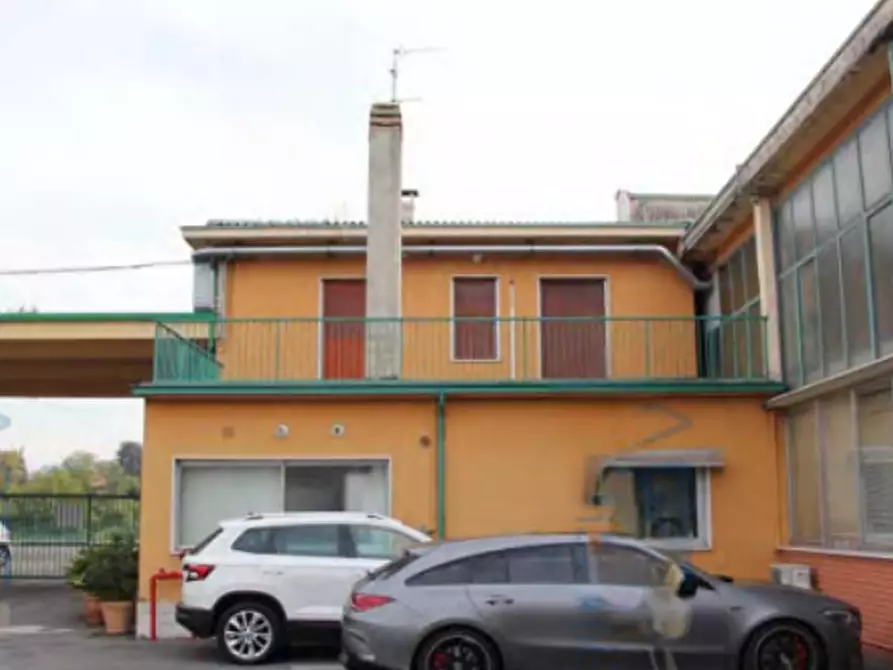 Immagine 3 di Capannone industriale in vendita  in Via Fusline a Palazzolo Sull'oglio